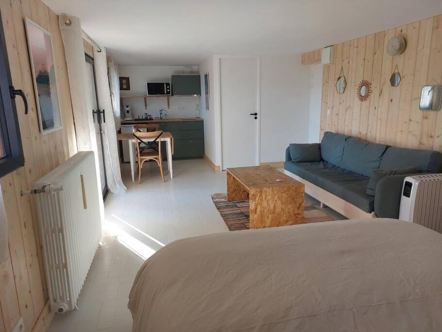 Studio Chez Suzanne Сен-Жорьо Экстерьер фото
